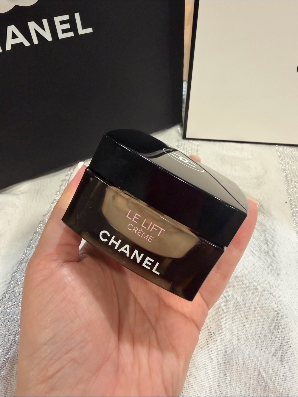 Authentic Chanel Le Lift Creme
